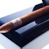 #simple #and #class #all #what #some #love @world.of.gerard.cigars.geneva #swiss #made #company